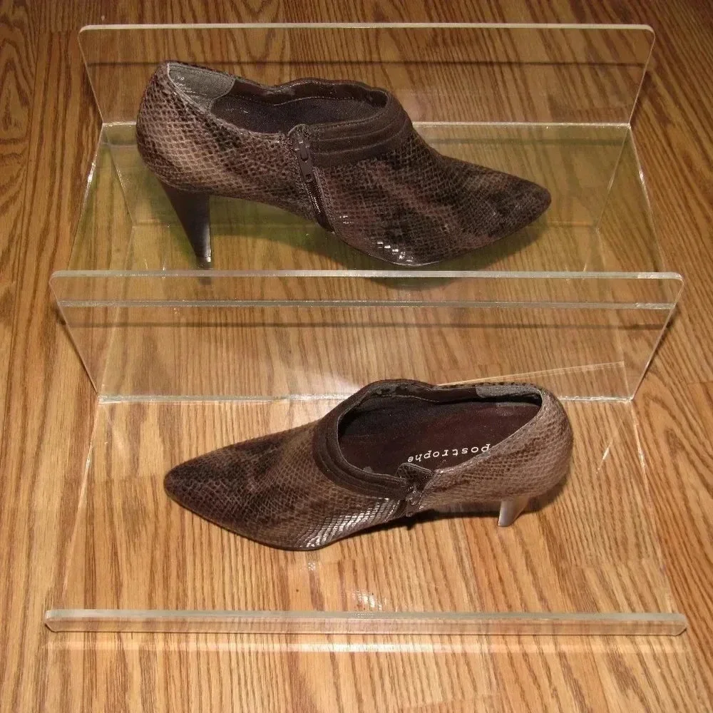 APOSTROPHE Brown Textured Ankle Booties Size 6